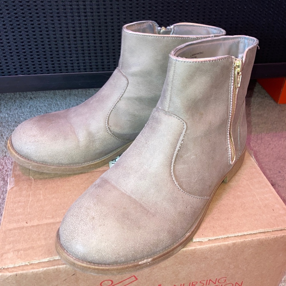 Target booties - Picture 2 of 3
